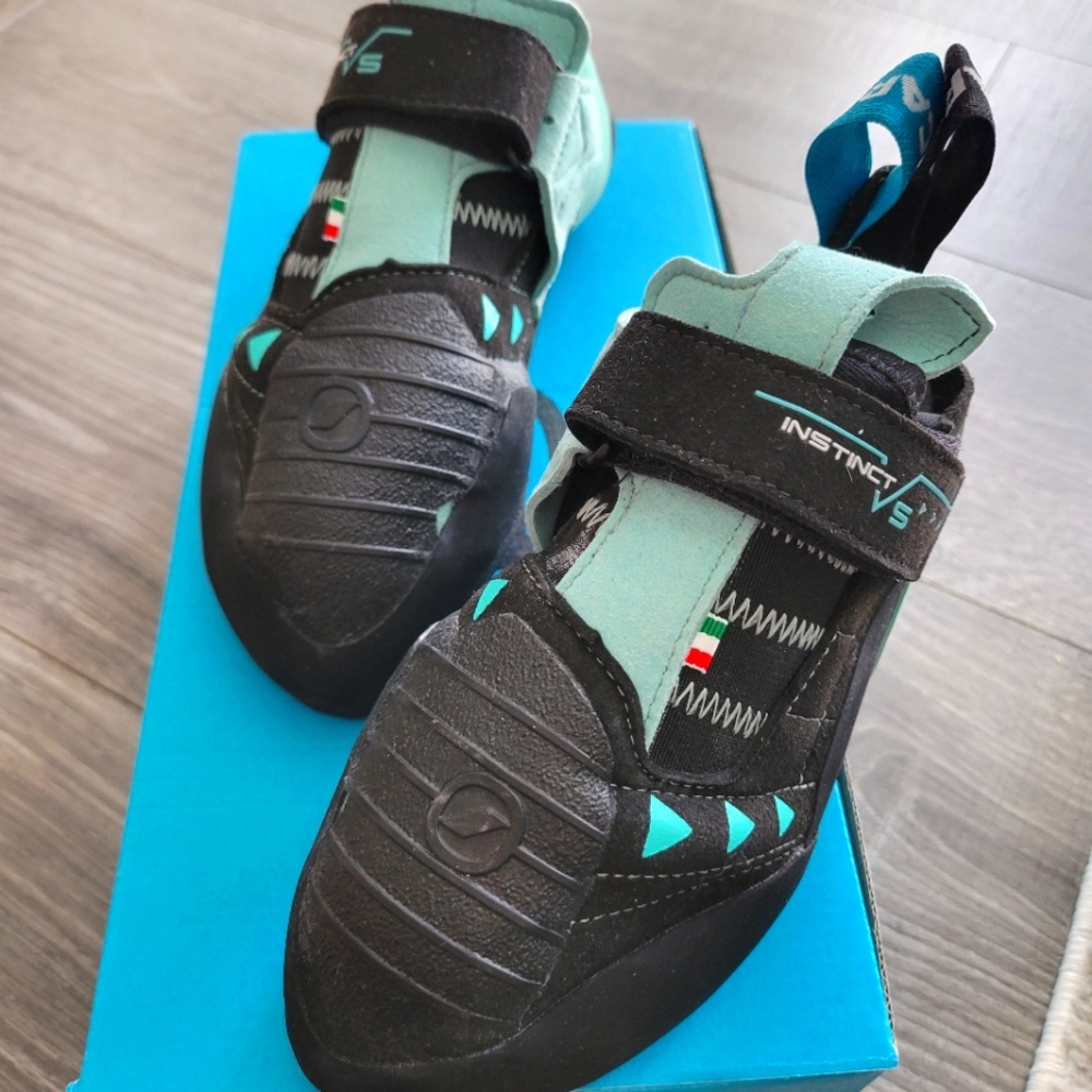 Scarpa Instinct Vs Women's size 8.5 (40 EU)